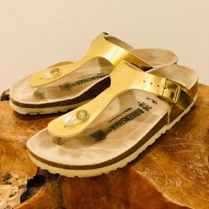 Birkenstock Women’s Gizeh Thong Regular Fit Sandal Metallic Gold - Size 36 EU
